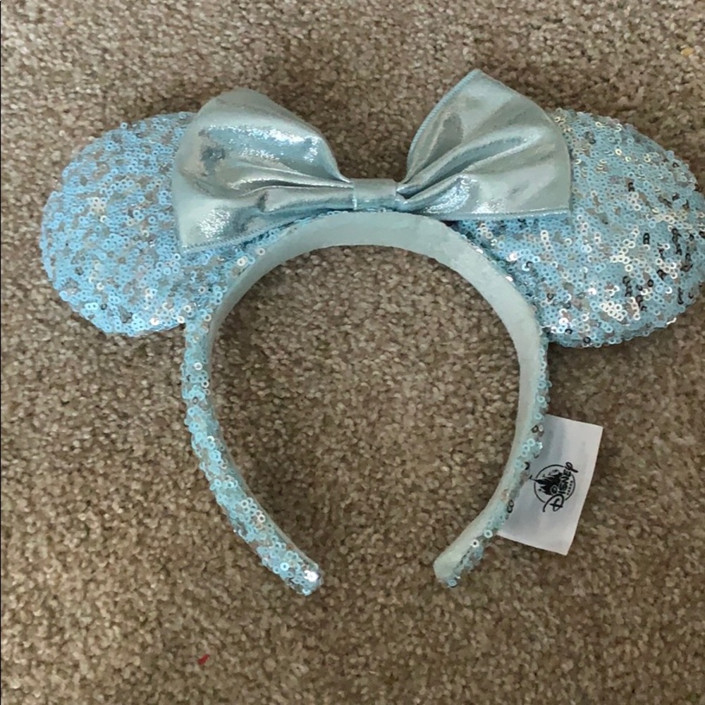 Arendelle Aqua Minnie Ears